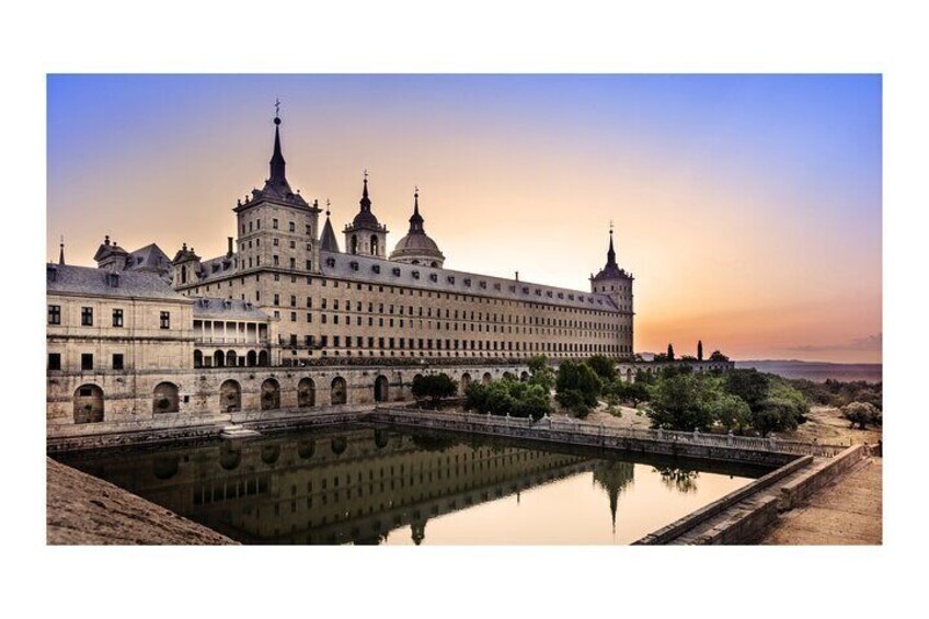 Photographic Experience in Historic San Lorenzo de El Escorial