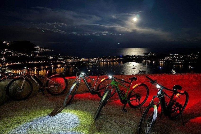 A beautiful escape on an electric bike 2