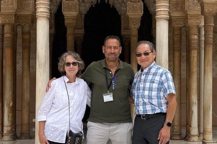 Granada Private Alhambra Tour includes Nazaries Palaces 3