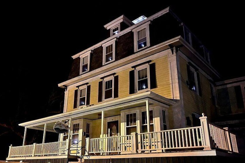 90-Minute Ghost Walking Tour in Boothbay Harbor 3