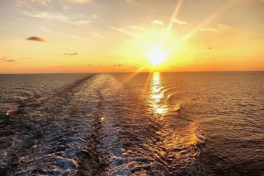 Spectacular Sunset Cruise 1