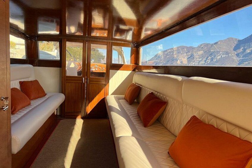 Luxury Private Boat Tour on Lake Como Bellagio & Villa Highlights 2