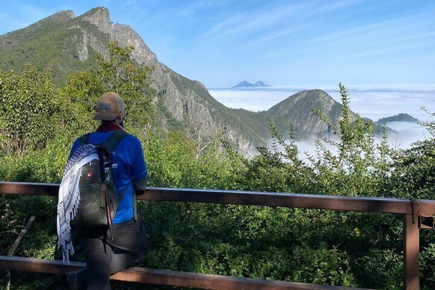 Puerto Gringo viewpoint over clouds