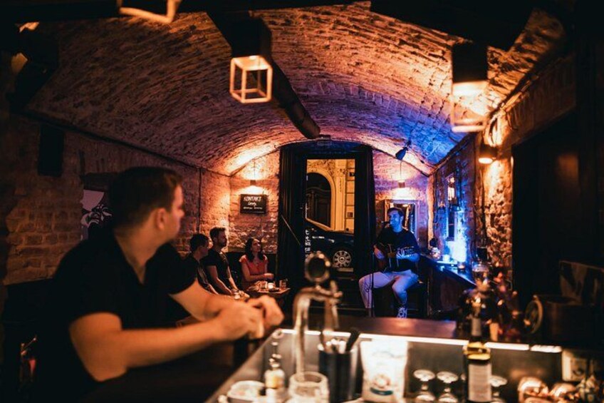 Wednesday Night Live Music and Cocktails Ticket in Kontakt Bar 2