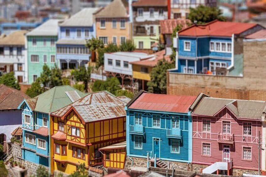 Private Custom Tour with a Local Guide in Valparaiso