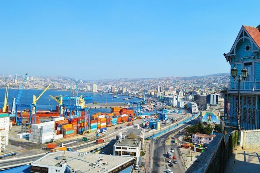 Private Custom Tour with a Local Guide in Valparaiso