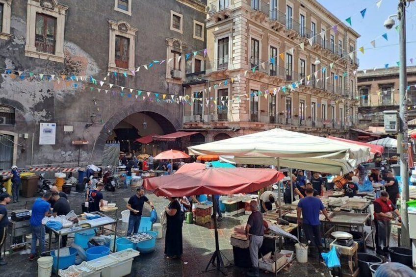 Catania Sicilian Street Food Tour: Small Group by Do Eat Better 2