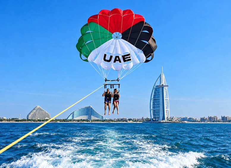 Parasailing Burj Al Arab w free Pictures, Videos & IceCream 1