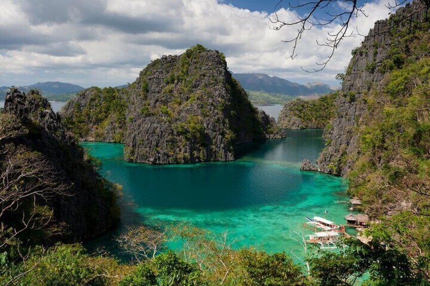 Coron Ultimate Tour - Private Tour w/ Buffet Lunch (Full Day)