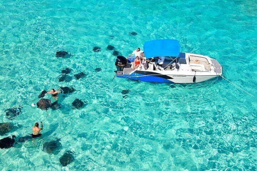 Private, Guided Boat Charters in The Cayman Islands 2