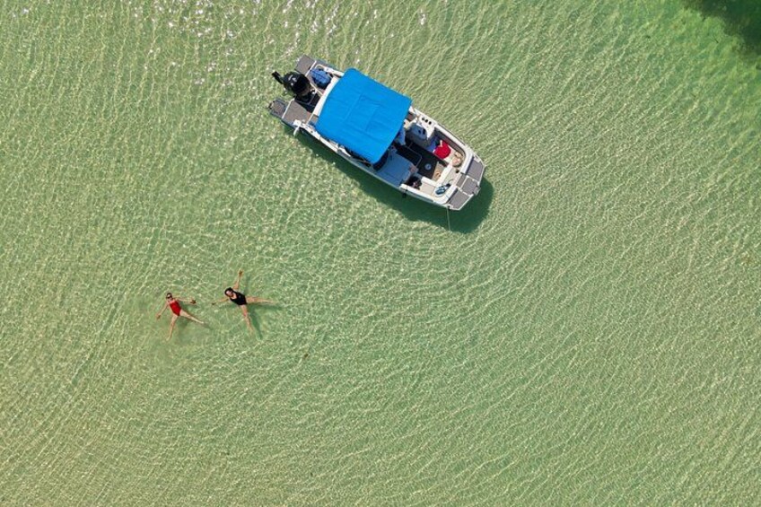 Private, Guided Boat Charters in The Cayman Islands 1