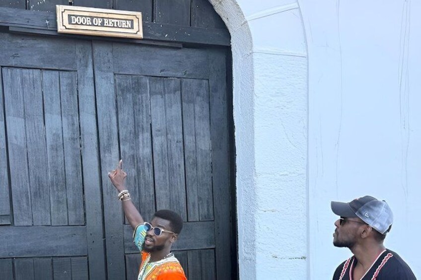 Assin Manso Slave River, Cape Coast and Elmina Castle Day Tour 5