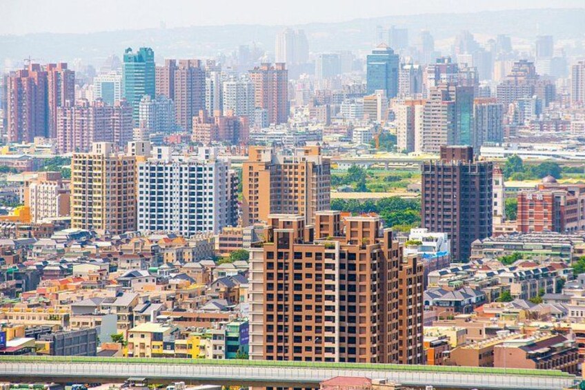 Taichung Private Custom Walking Tour with A Guide 3