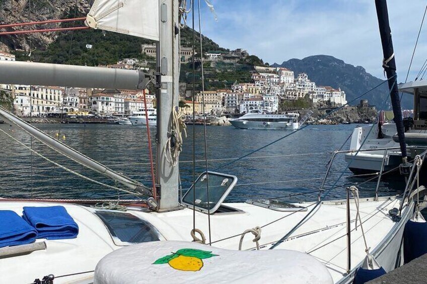 Boat tour of the Amalfi Coast with Aperitif