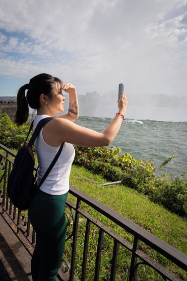 Niagara Falls Day Tour From Toronto with Maple Syrup Tasting Experience 5