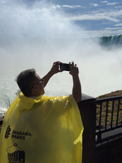 Niagara Falls Day Tour From Toronto with Maple Syrup Tasting Experience 4