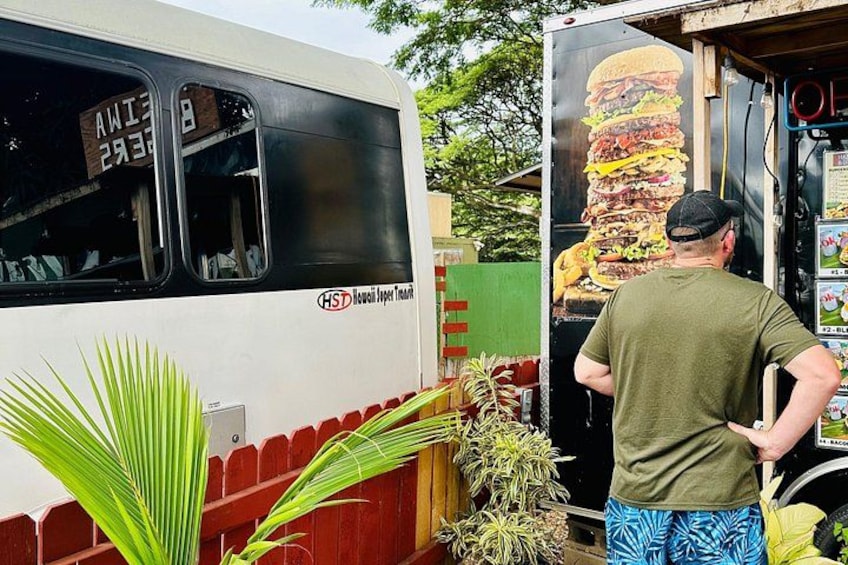 Oahu: Roundtrip Shuttle From Waikiki to Dole Plantation & Haleiwa 3
