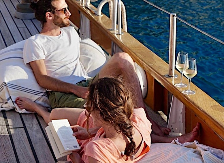 Picture 2 for Activity Marseille: Dinner at Sea & Sunset Swim 2