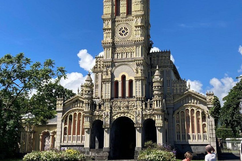 Private and Guided Day Tour of Reunion Island 1