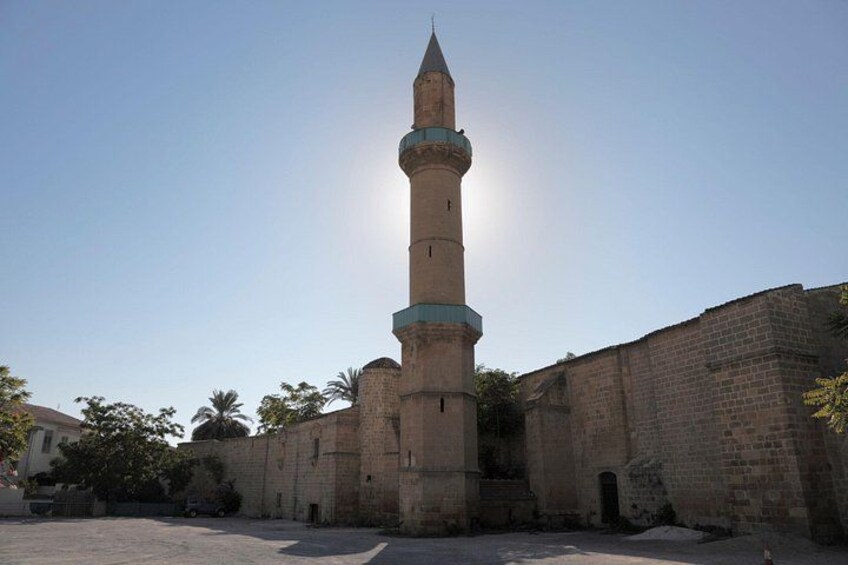 Nikosia : Private Custom Walking Tour with A Guide (Private Tour) 5
