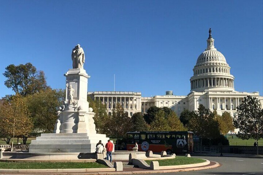 DC standards such as the US Capitol are tour staples.