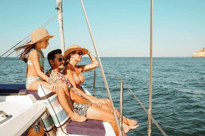 3h30 Half day Luxury Sail-Yacht cruise + Anchored Chill Out Stop