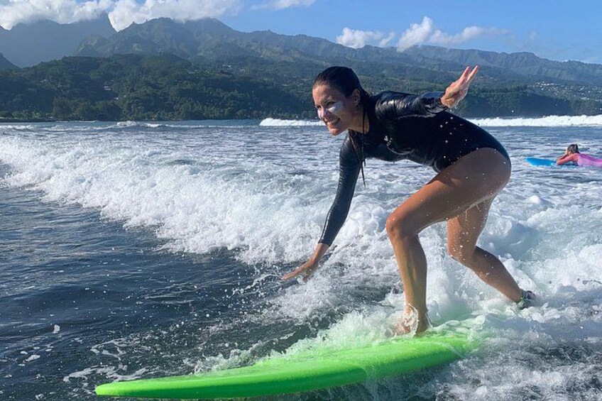 SURF TAHITI Bites & Waves – Surf experience with every bite 5