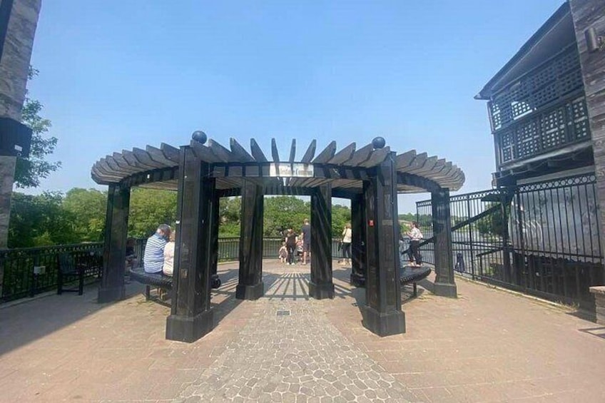 Food & Cultural Walking Tour in Paris, Ontario - Guided 2