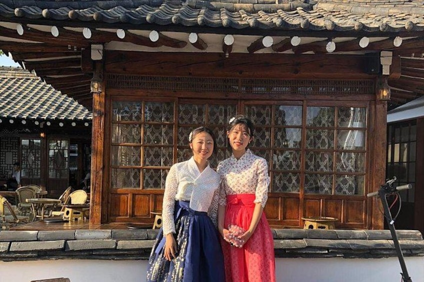 Guided Car Tour in Geyongju with a Local Guide 3