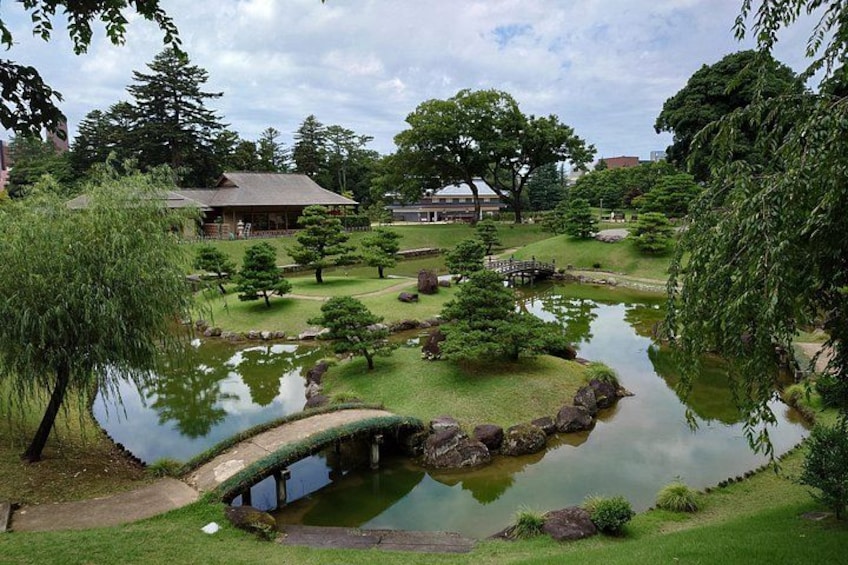 Full-Day Tour from Kanazawa: Samurai, Matcha, Gardens and Geisha 1