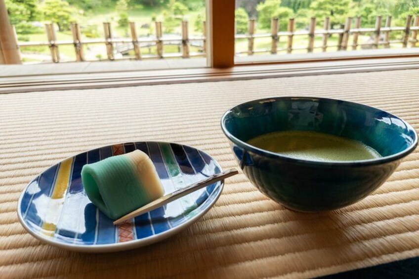 Full-Day Tour from Kanazawa: Samurai, Matcha, Gardens and Geisha 2