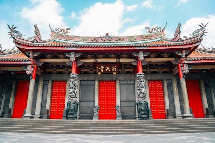 2-Hour Vegetarian Private Walking Tour - Xingtian Temple 1
