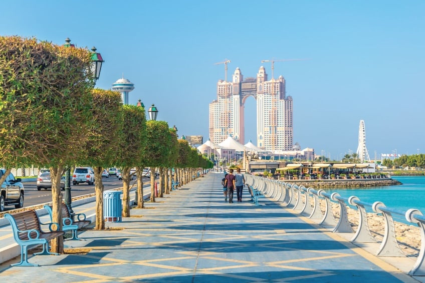 Abu Dhabi Mosque and Sea World Tour From Abu Dhabi 4