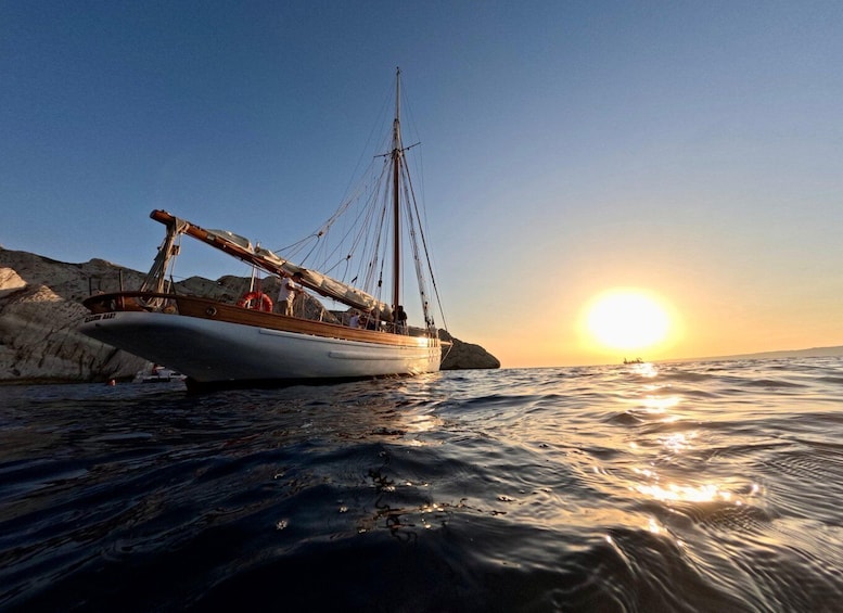 Picture 4 for Activity Marseille: Romantic Sunset Cruise with Dinner & Wine 2