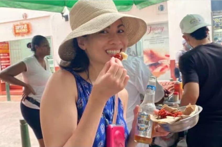 CARTAGENA: PROFESSIONAL STREET FOOD TOUR With AUTHENTIC TASTINGS 2
