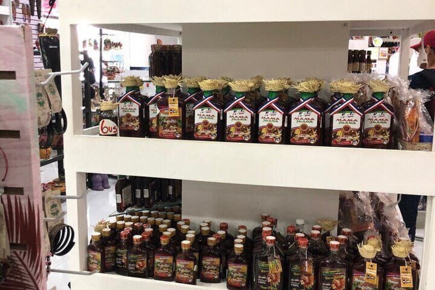 Souvenir shopping in Punta Cana