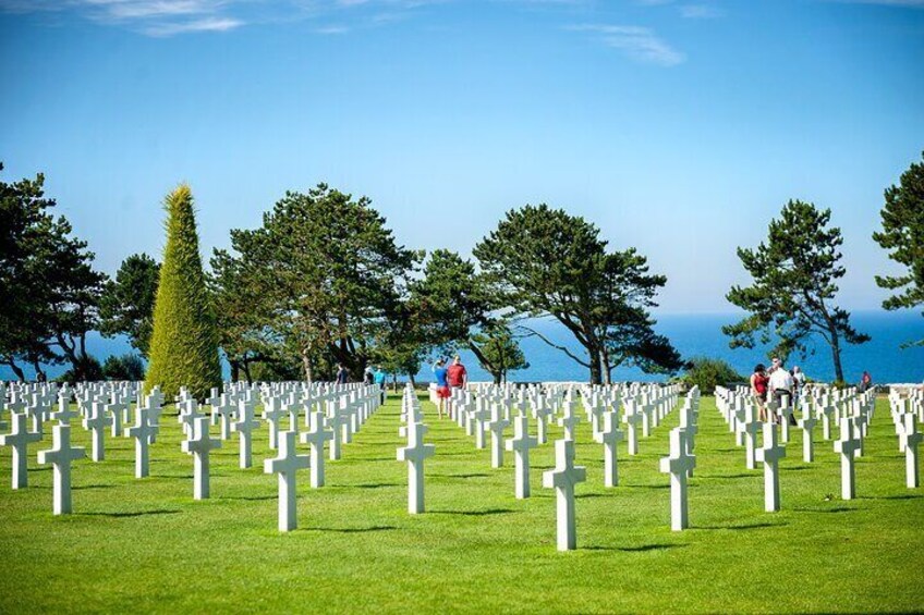 Normandy D-Day Beaches Private Tour from Honfleur with Pickup