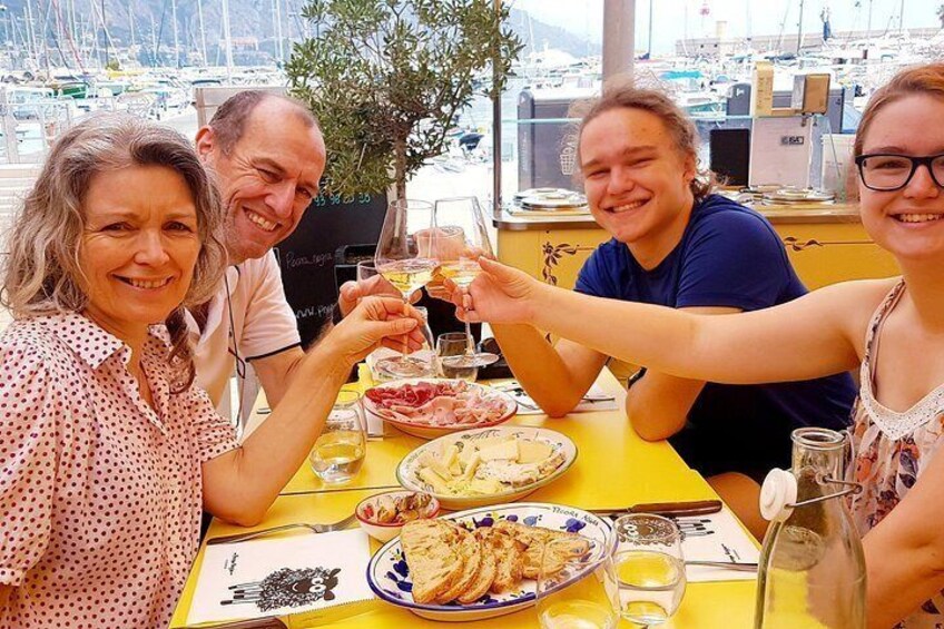 The cheese and charcuterie's tasting with Provençal wines is always a highlight of the tour! 3