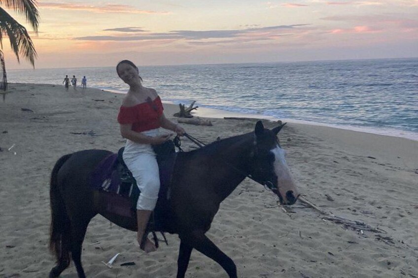 2 Hour Beach Horse Back Riding in Puerto Viejo 4