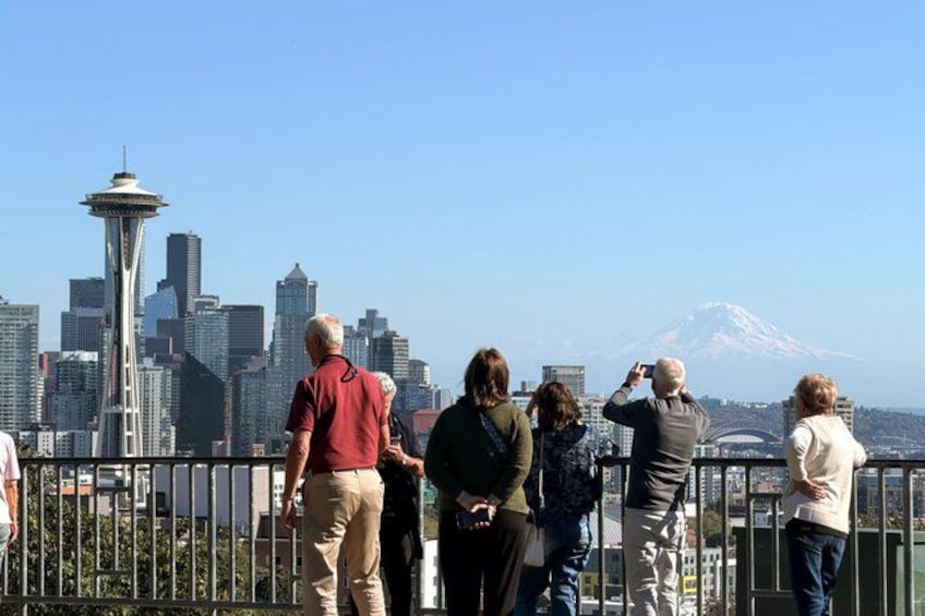 The Best of Seattle and Majestic Snoqualmie Waterfalls 2