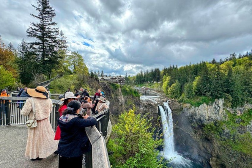 The Best of Seattle and Majestic Snoqualmie Waterfalls 5