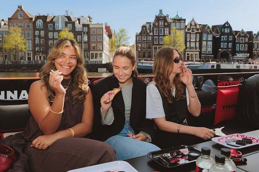 Amsterdam Tyson2.0 Smoking Canna Cruise with drinks option 4