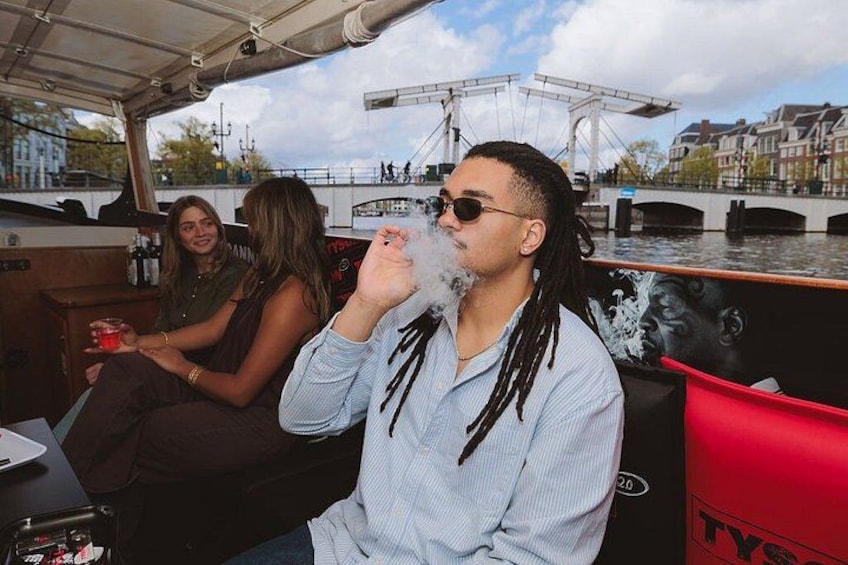 Amsterdam Tyson2.0 Smoking Canna Cruise with drinks option 3