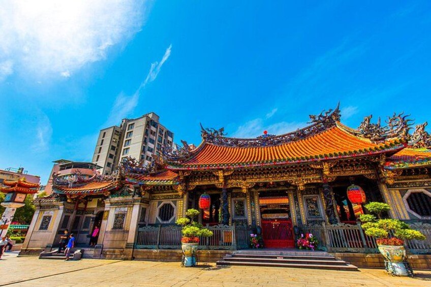 Longshan Temple 2