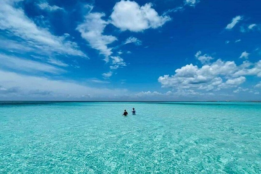 4 hours of shared snorkeling to El Cielo 1