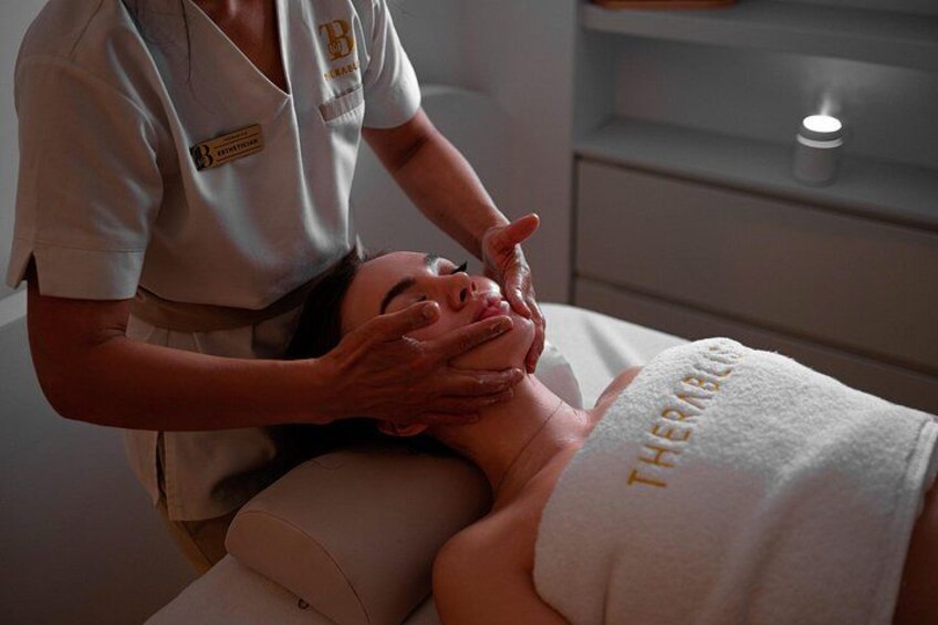 Spa and Skin Care Experience with Massage and Drink in Antalya 2