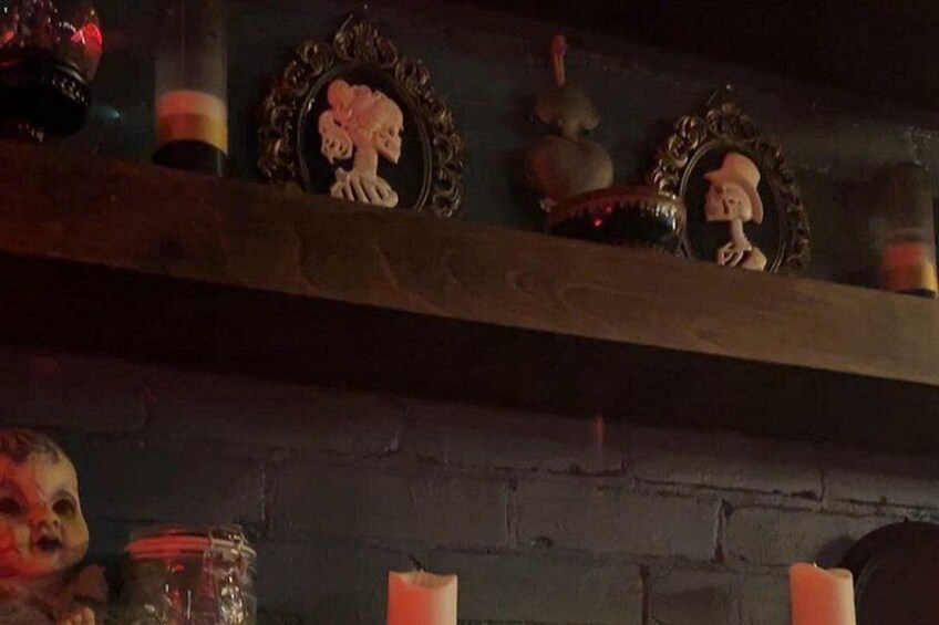 There’s no shortage of cool things to check out at SpookEasy Lounge! While you do so, several ghosts are probably checking you out! Use your ghost hunting tools provided to see if what you capture! 2