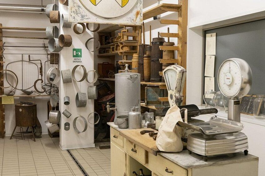 All Inclusive Cheeses and Gins Tour in the Prosecco hills. 4