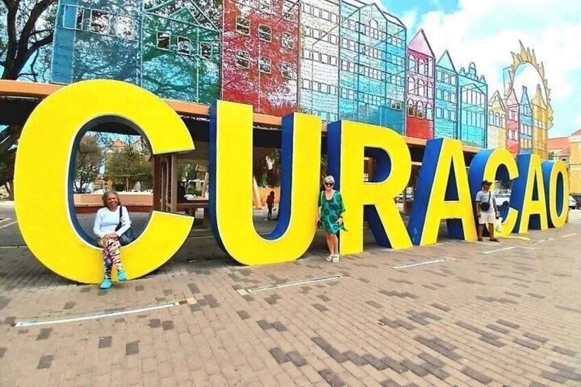 Curaçao City and Beach Tour 3
