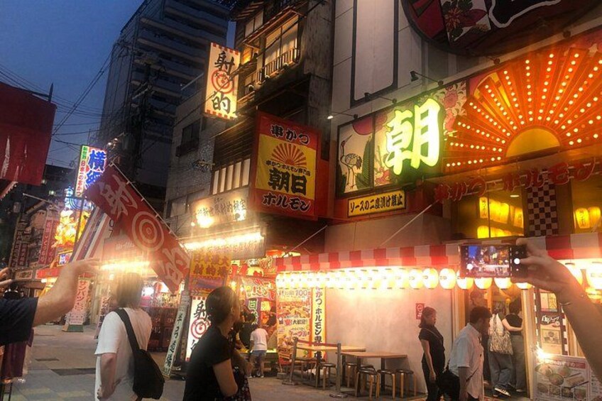 Hungry Osaka Street Food Tour : 15 Tastings, 4 Drinks, 2 Desserts 3